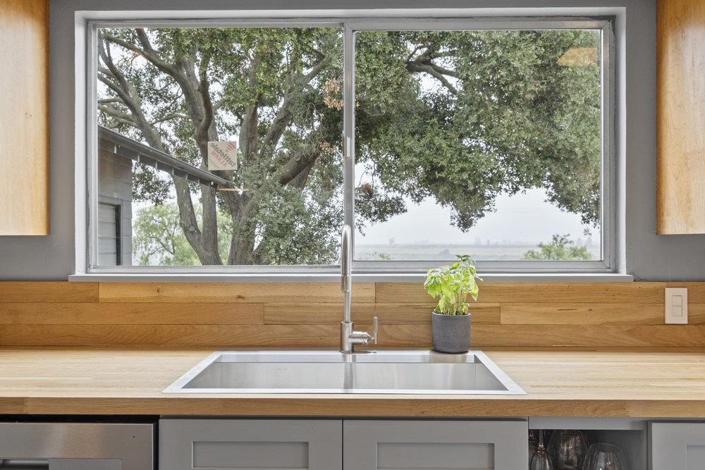 Detail Gallery Image 24 of 80 For 43002 Arroyo Seco Rd, Soledad,  CA 93960 - 4 Beds | 4 Baths