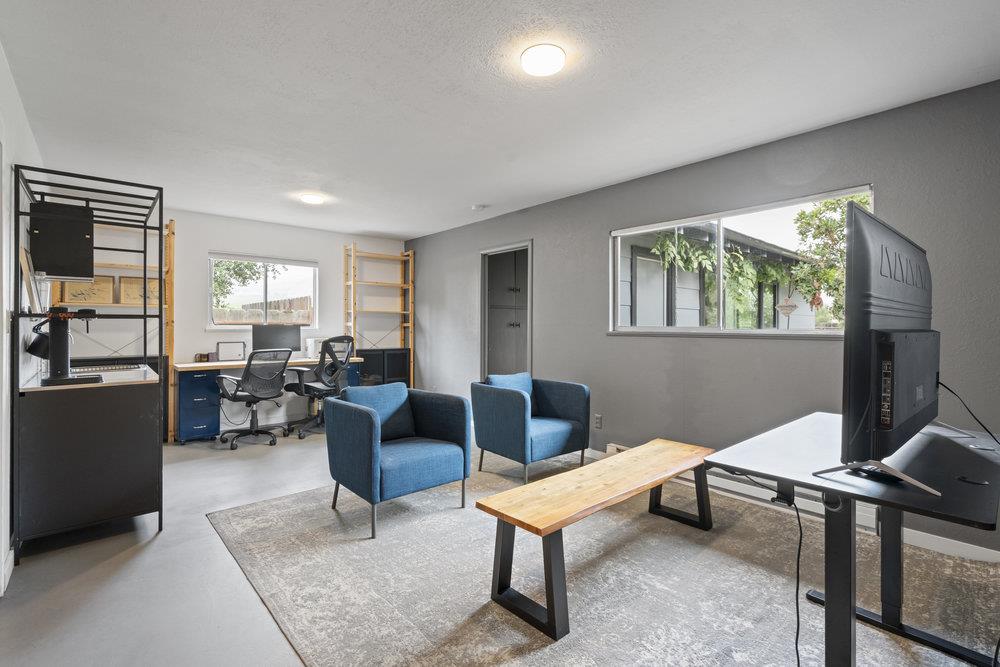 Detail Gallery Image 26 of 80 For 43002 Arroyo Seco Rd, Soledad,  CA 93960 - 4 Beds | 4 Baths