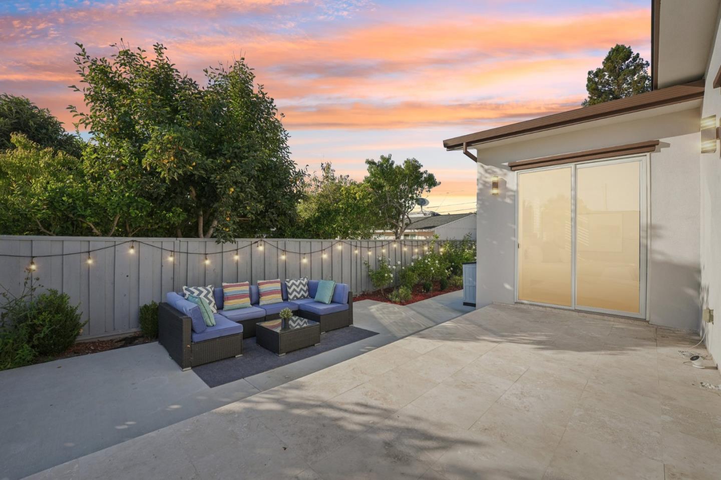 Detail Gallery Image 41 of 42 For 954 Burgoyne St, Mountain View,  CA 94043 - 4 Beds | 4 Baths