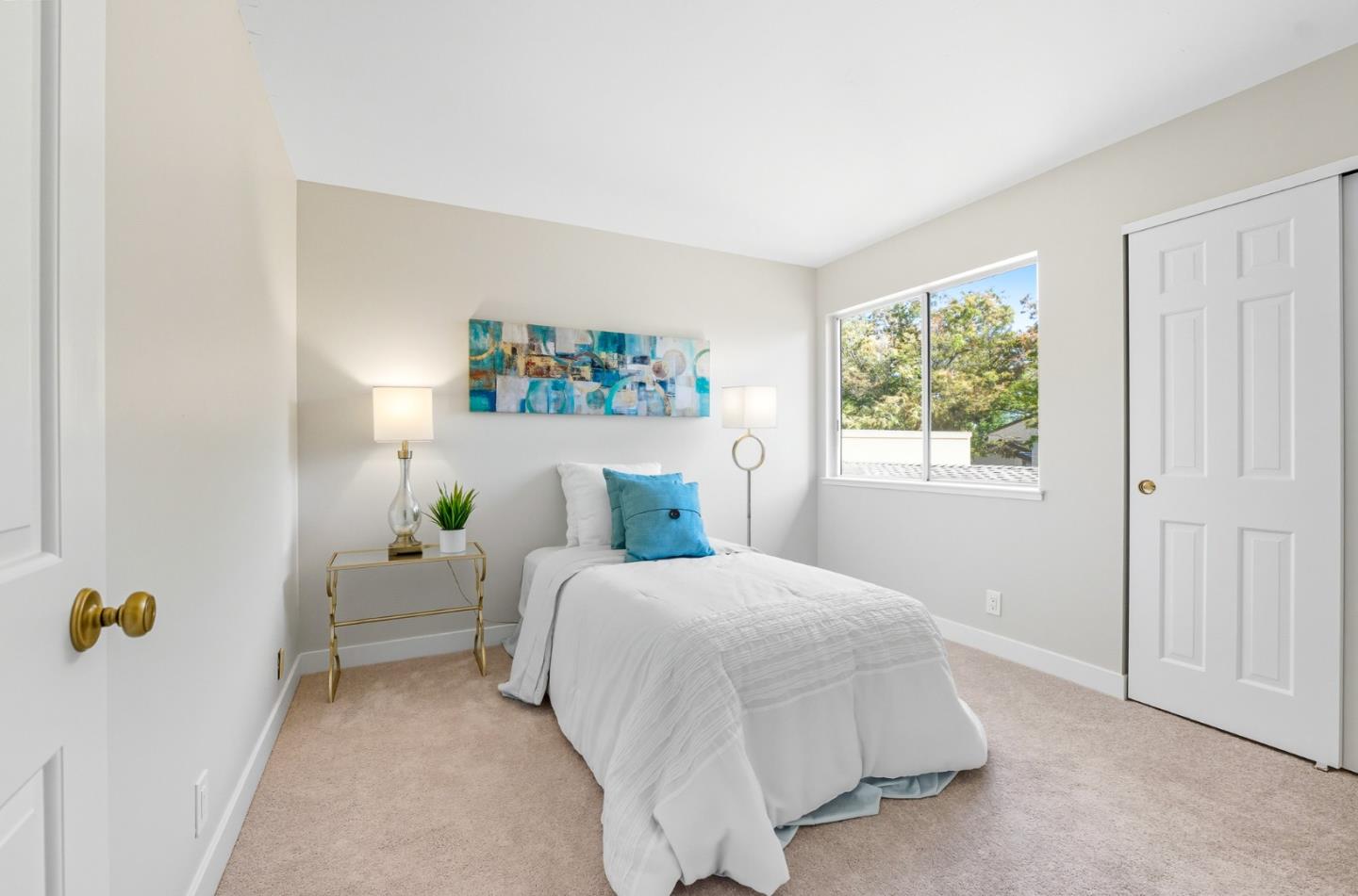 Detail Gallery Image 20 of 32 For 1063 Whitebick Dr, San Jose,  CA 95129 - 4 Beds | 2/1 Baths