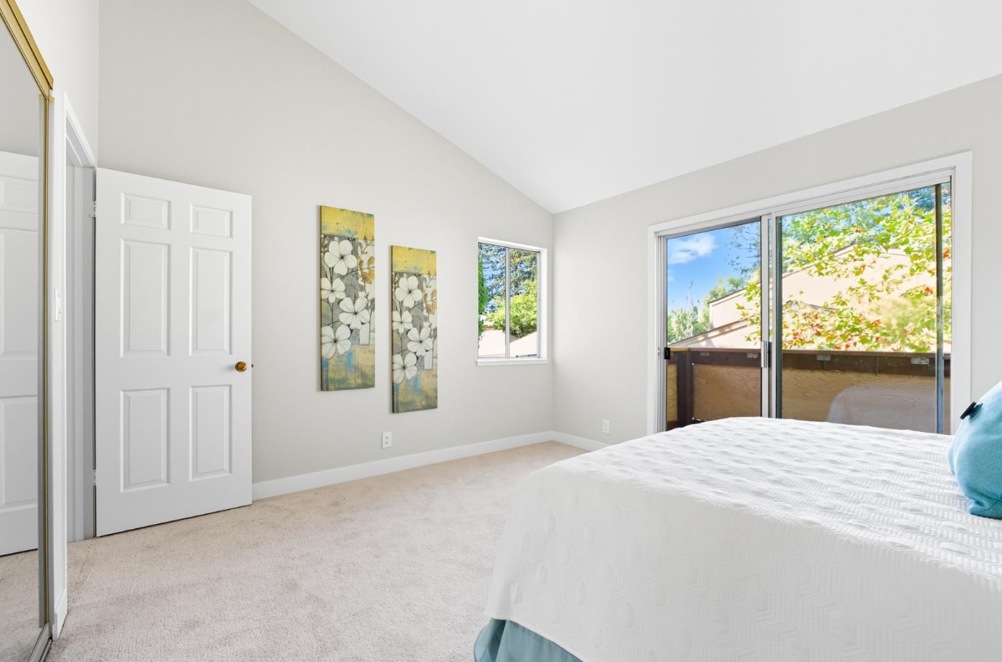 Detail Gallery Image 26 of 32 For 1063 Whitebick Dr, San Jose,  CA 95129 - 4 Beds | 2/1 Baths