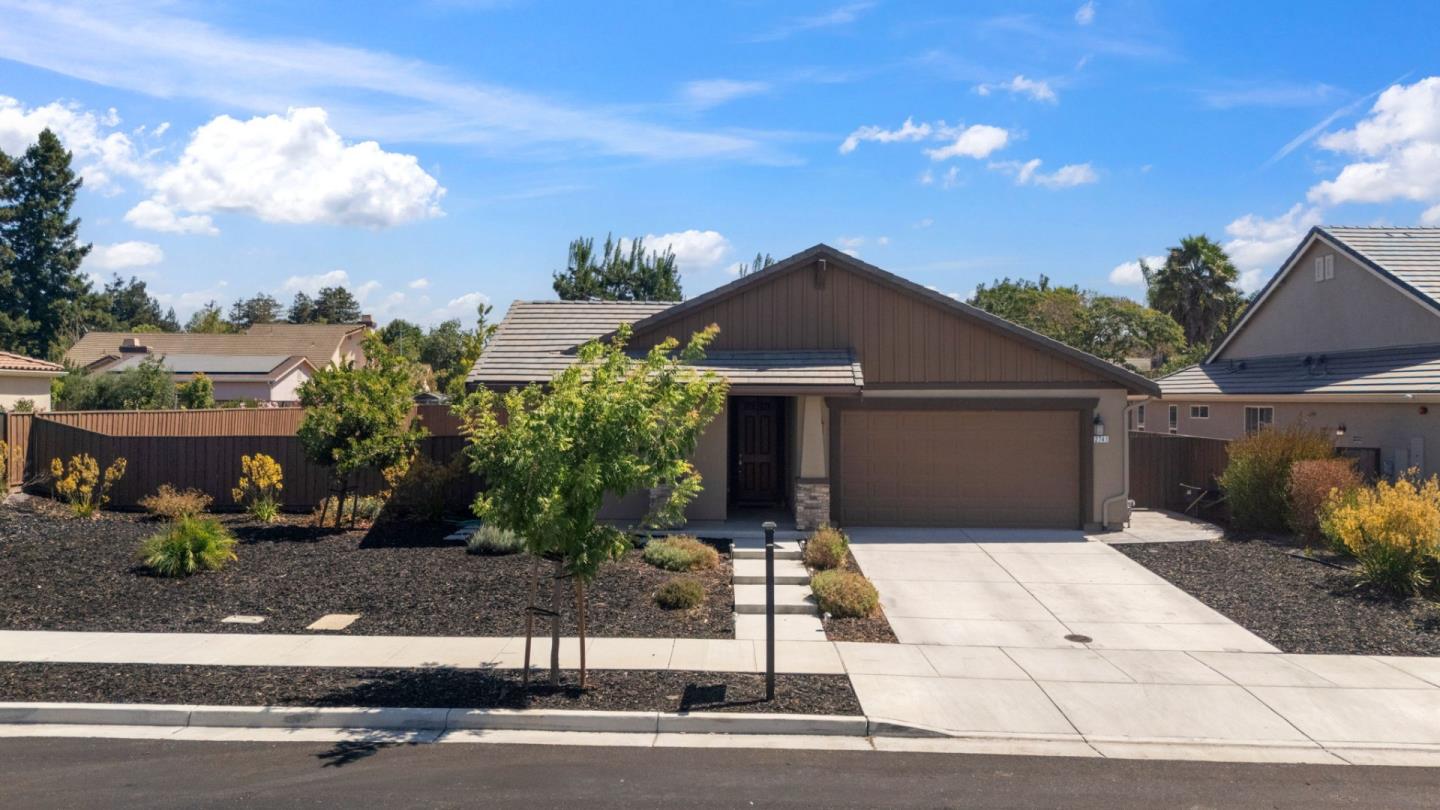 Detail Gallery Image 27 of 43 For 2741 Grayson St, Hollister,  CA 95023 - 4 Beds | 2 Baths