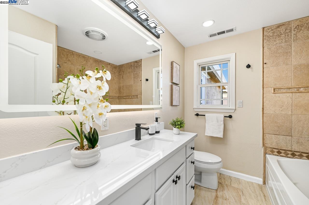 Detail Gallery Image 25 of 30 For 3370 Gardella Plz, Livermore,  CA 94551 - 5 Beds | 3 Baths