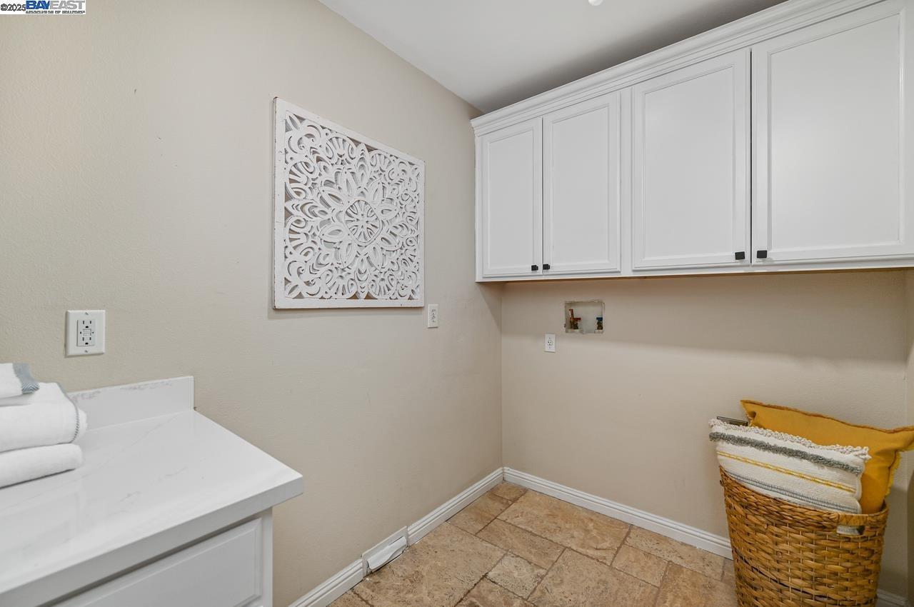 Detail Gallery Image 27 of 30 For 3370 Gardella Plz, Livermore,  CA 94551 - 5 Beds | 3 Baths