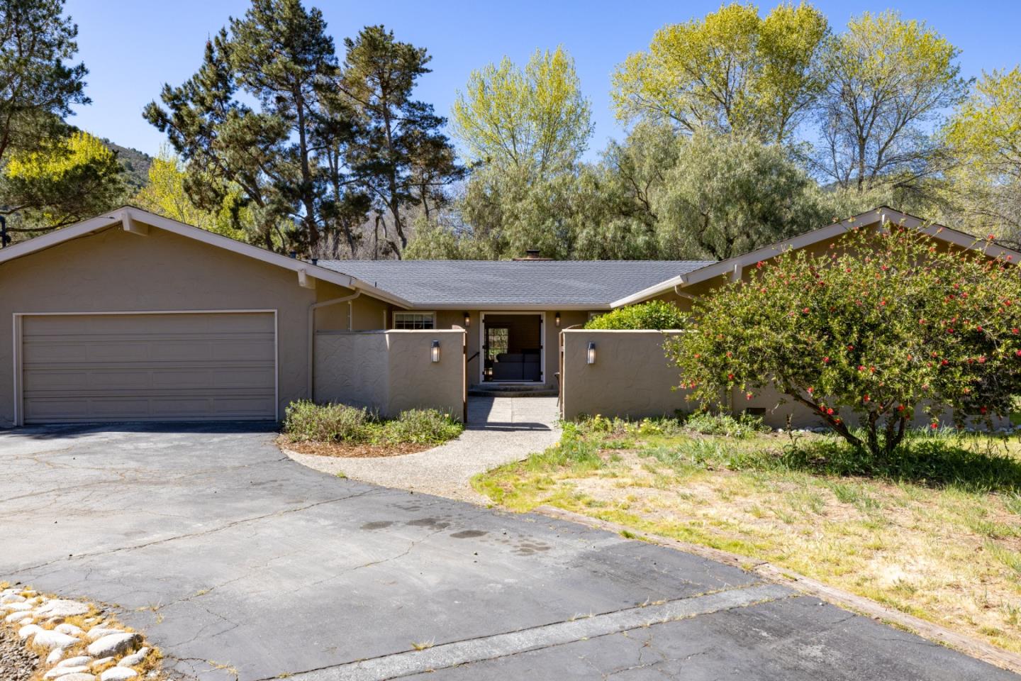 Detail Gallery Image 2 of 50 For 93 Boronda Rd, Carmel Valley,  CA 93924 - 4 Beds | 2 Baths