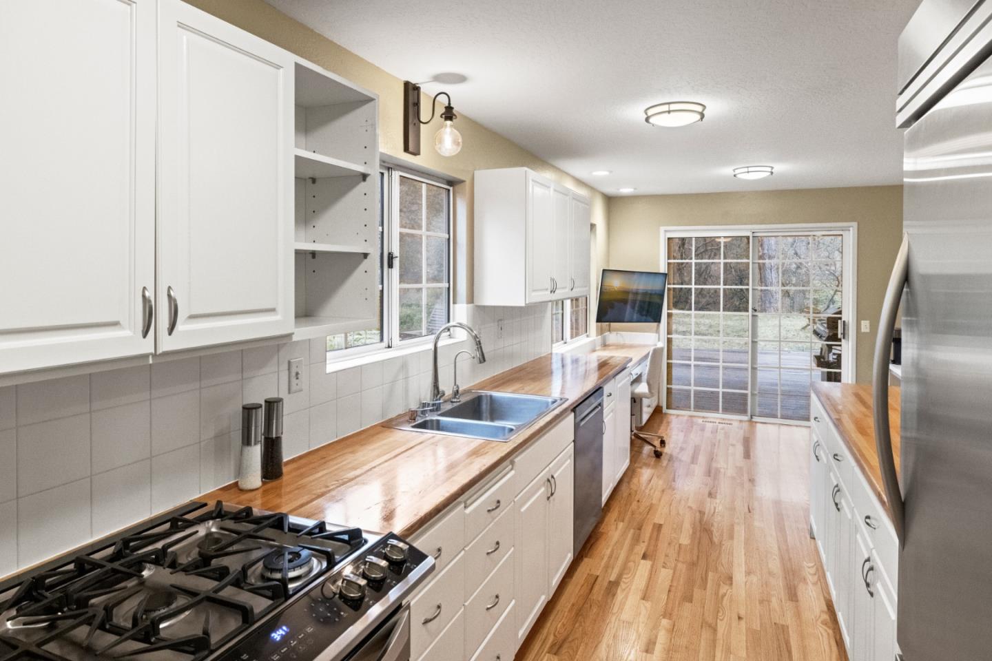 Detail Gallery Image 31 of 50 For 93 Boronda Rd, Carmel Valley,  CA 93924 - 4 Beds | 2 Baths