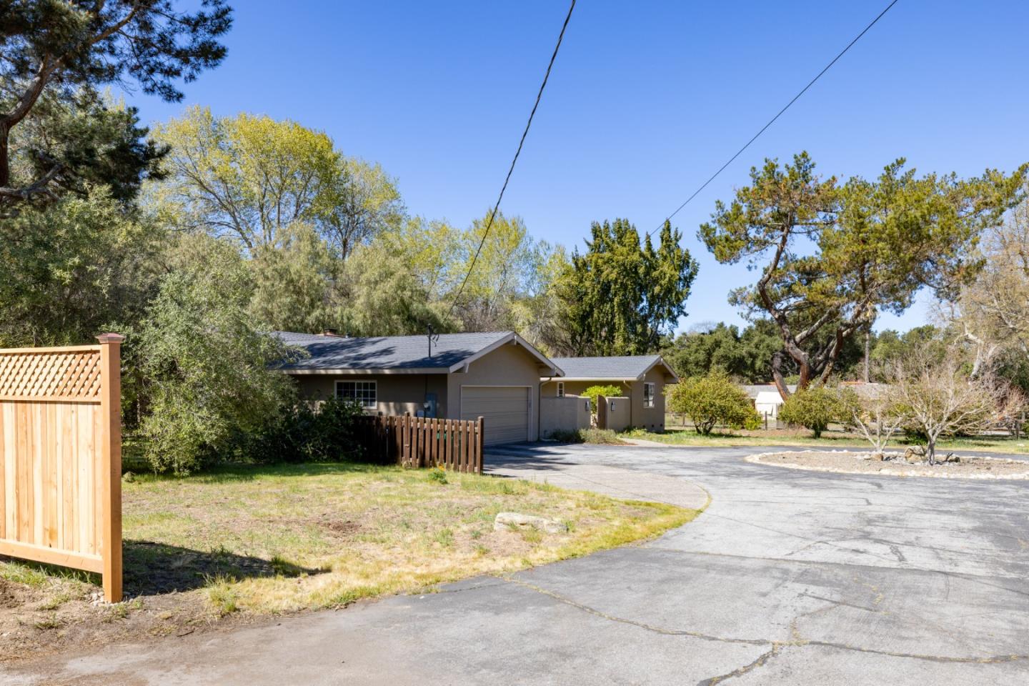 Detail Gallery Image 5 of 50 For 93 Boronda Rd, Carmel Valley,  CA 93924 - 4 Beds | 2 Baths