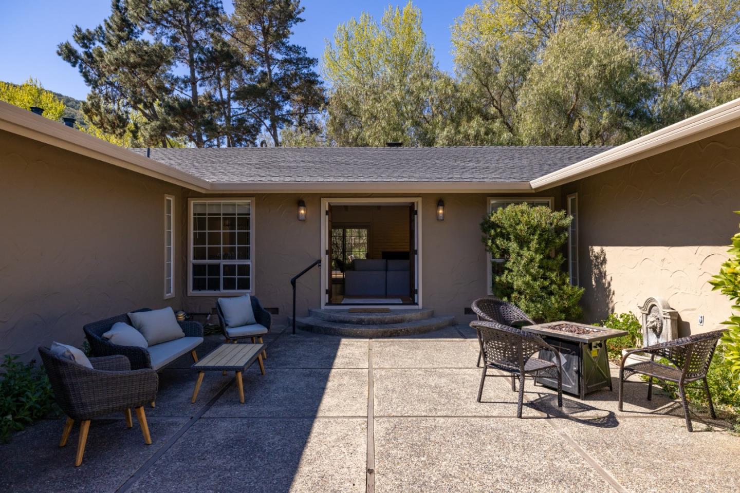 Detail Gallery Image 6 of 50 For 93 Boronda Rd, Carmel Valley,  CA 93924 - 4 Beds | 2 Baths