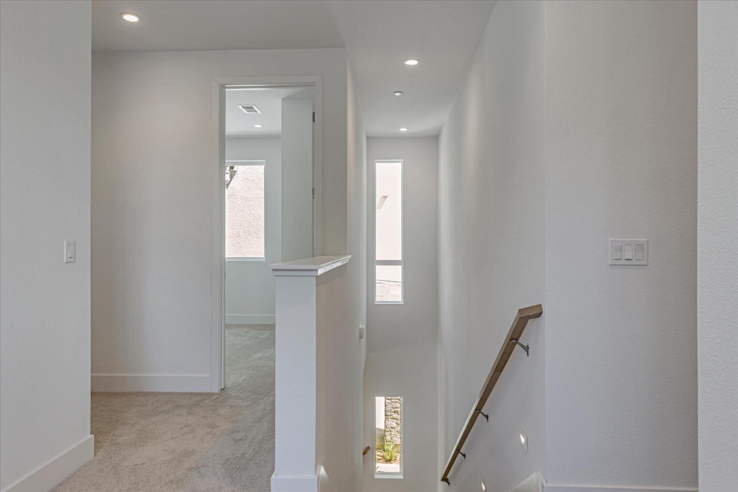 Detail Gallery Image 11 of 21 For 528 Lapis Ct, San Ramon,  CA 94583 - 4 Beds | 2/1 Baths