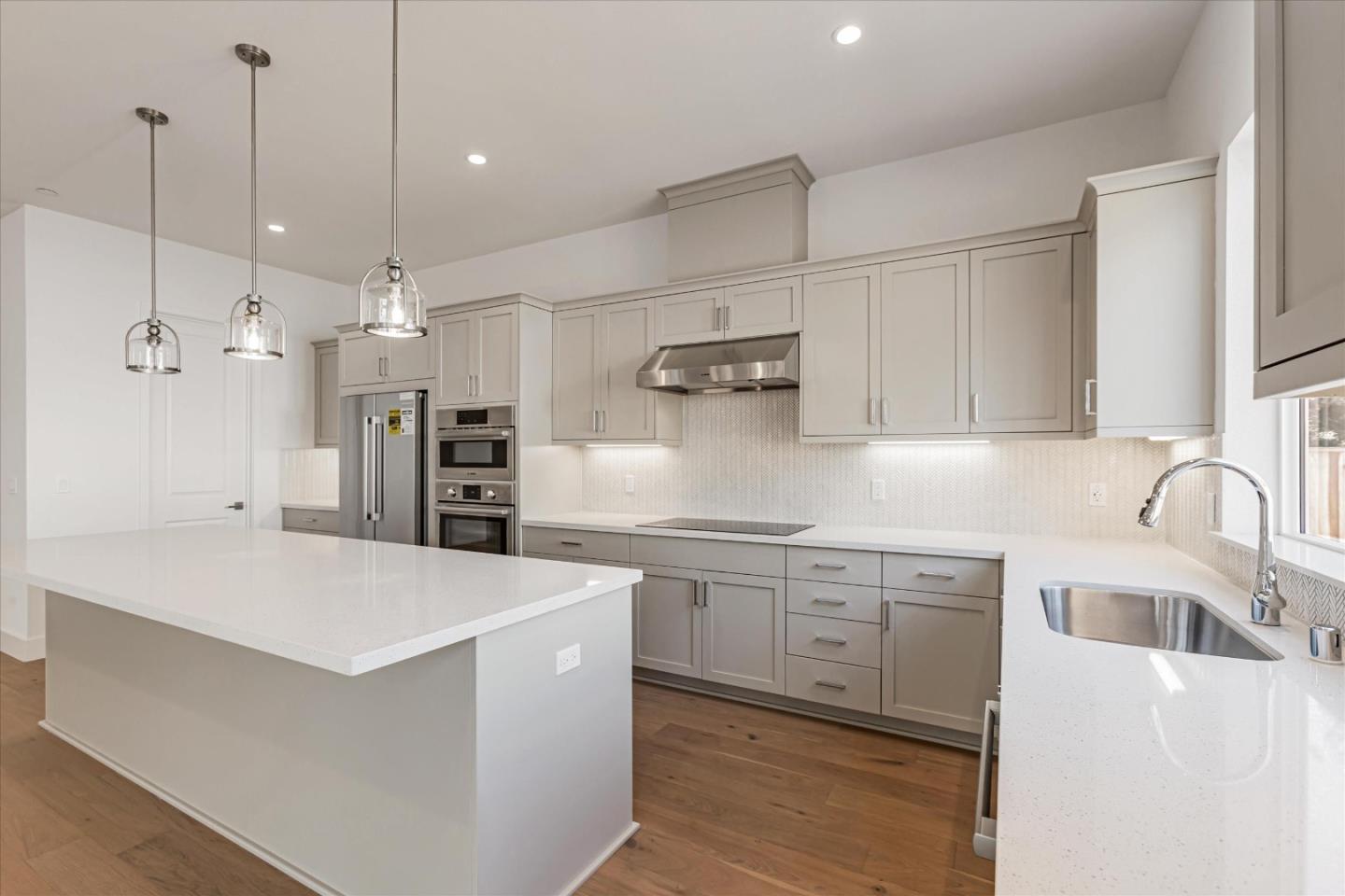 Detail Gallery Image 9 of 21 For 528 Lapis Ct, San Ramon,  CA 94583 - 4 Beds | 2/1 Baths