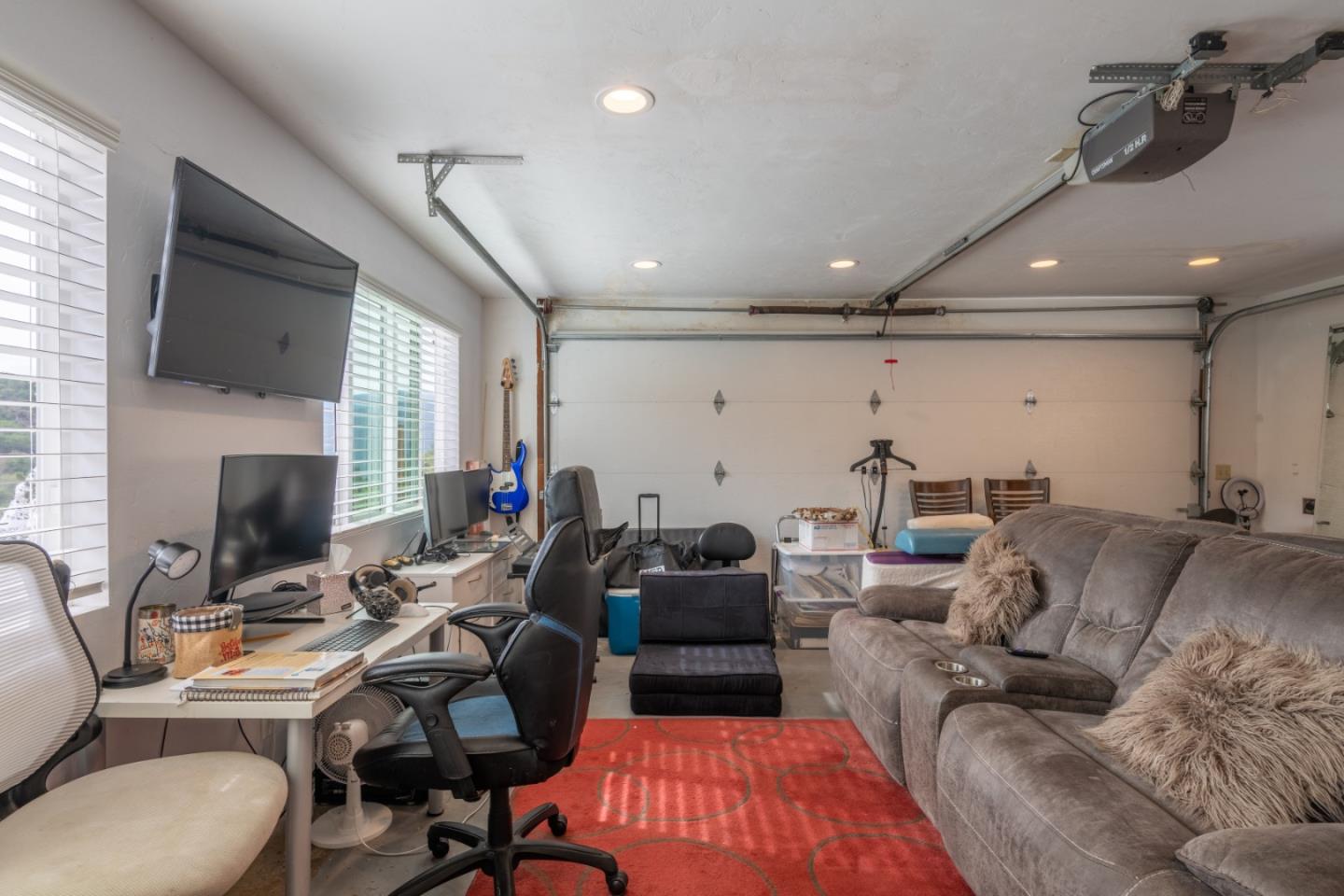 Detail Gallery Image 19 of 46 For 13330 Middle Canyon Rd, Carmel Valley,  CA 93924 - 2 Beds | 2/1 Baths