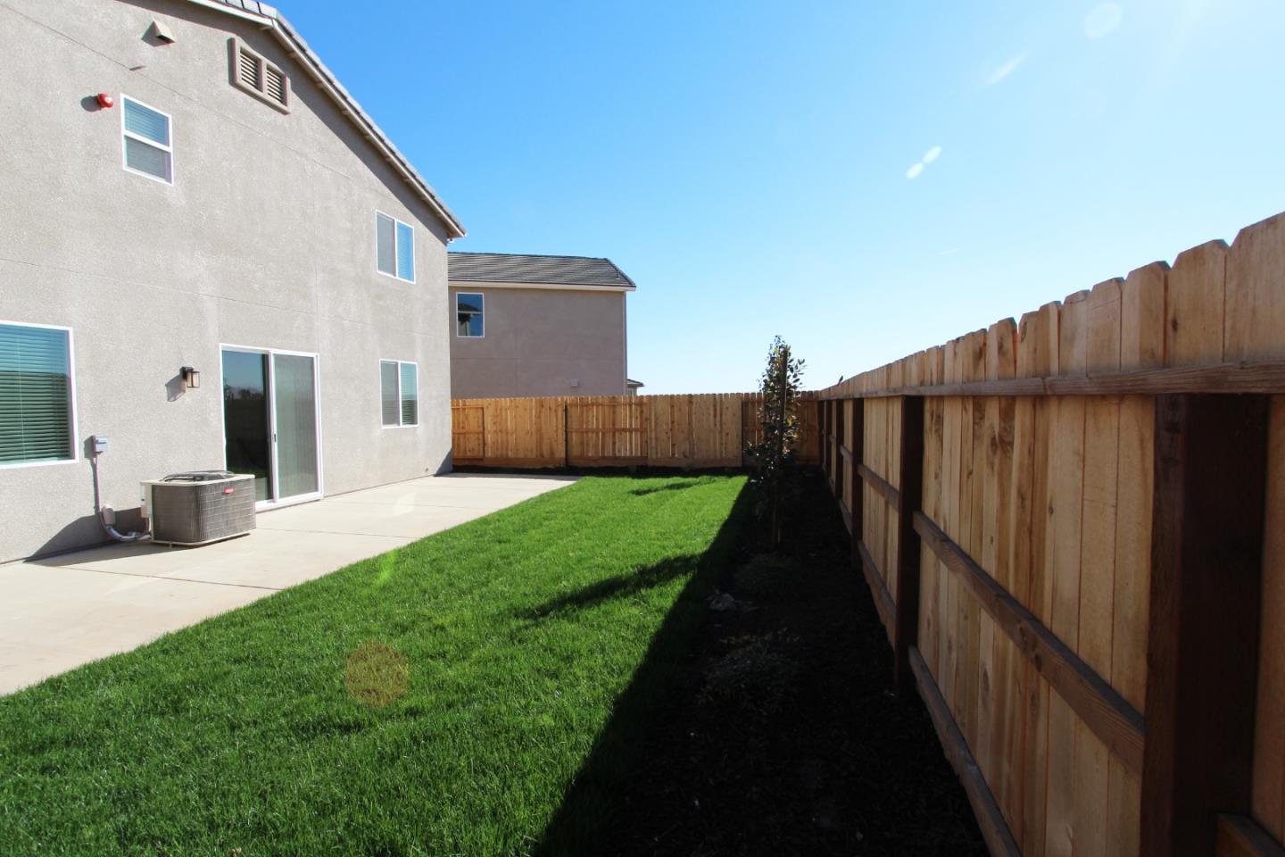 Detail Gallery Image 16 of 18 For 1859 Felsite St, Los Banos,  CA 93635 - 5 Beds | 3 Baths