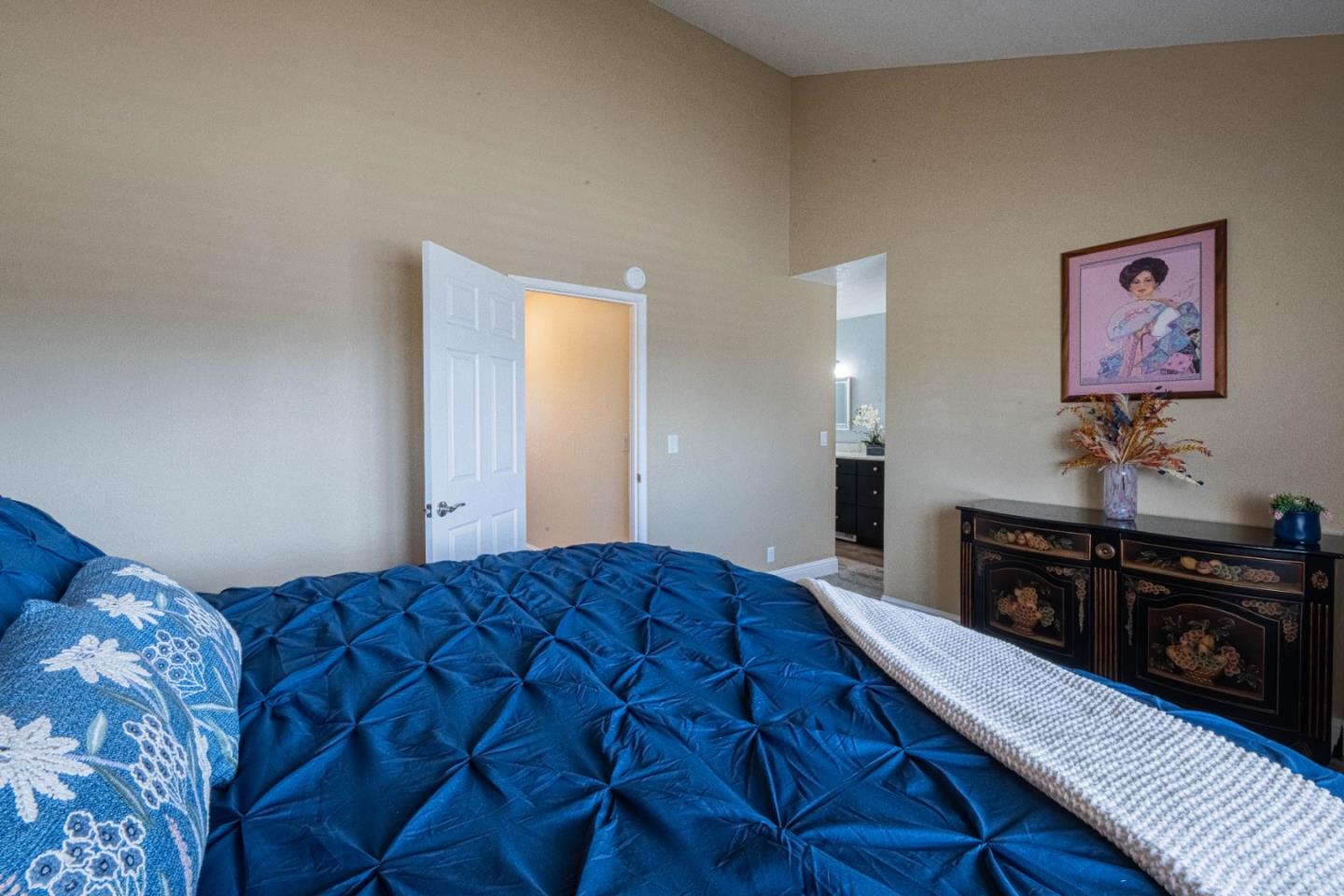 Detail Gallery Image 23 of 38 For 1840 Cherokee Dr #2,  Salinas,  CA 93906 - 3 Beds | 2/1 Baths