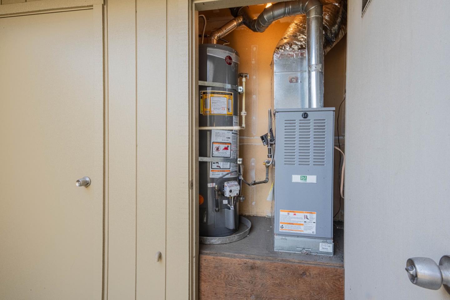 Detail Gallery Image 33 of 38 For 1840 Cherokee Dr #2,  Salinas,  CA 93906 - 3 Beds | 2/1 Baths