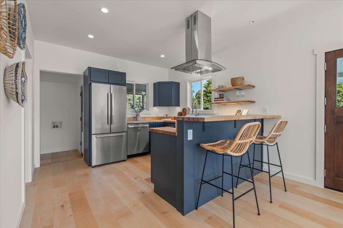 Detail Gallery Image 8 of 25 For 229 Coulson Ave, Santa Cruz,  CA 95060 - 2 Beds | 1 Baths