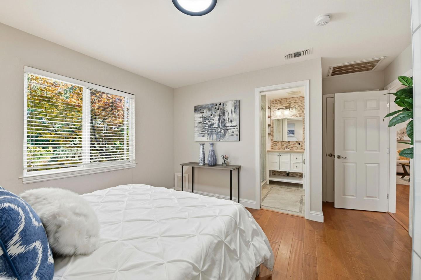 Detail Gallery Image 20 of 34 For 2934 Custer Dr, San Jose,  CA 95124 - 4 Beds | 2 Baths