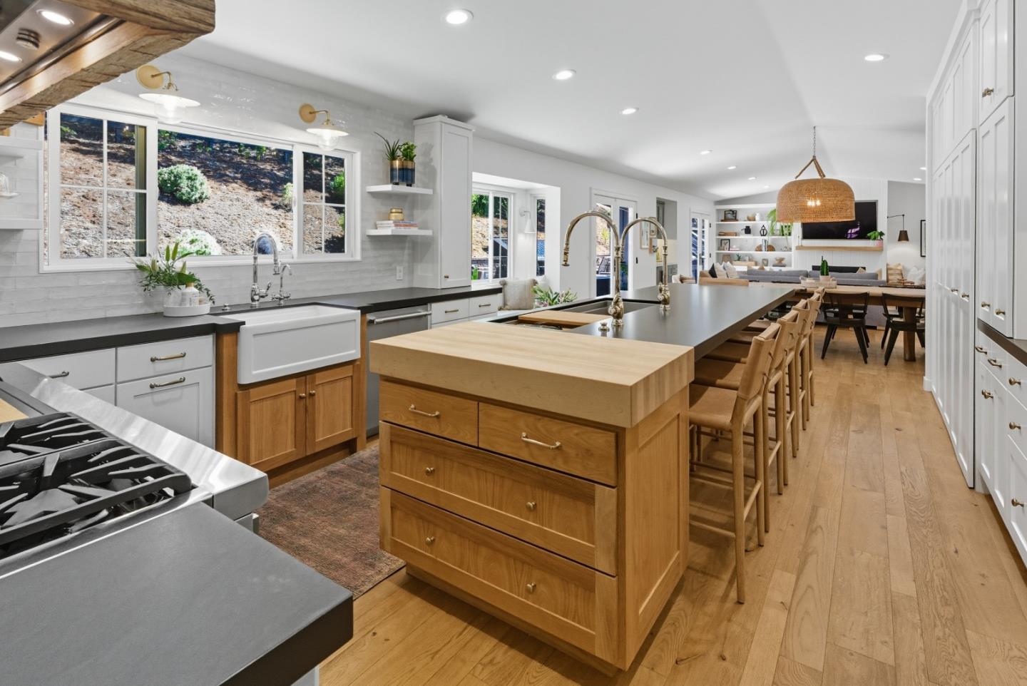 Detail Gallery Image 29 of 64 For 1935 Caterina Way, Royal Oaks,  CA 95076 - 3 Beds | 2/1 Baths