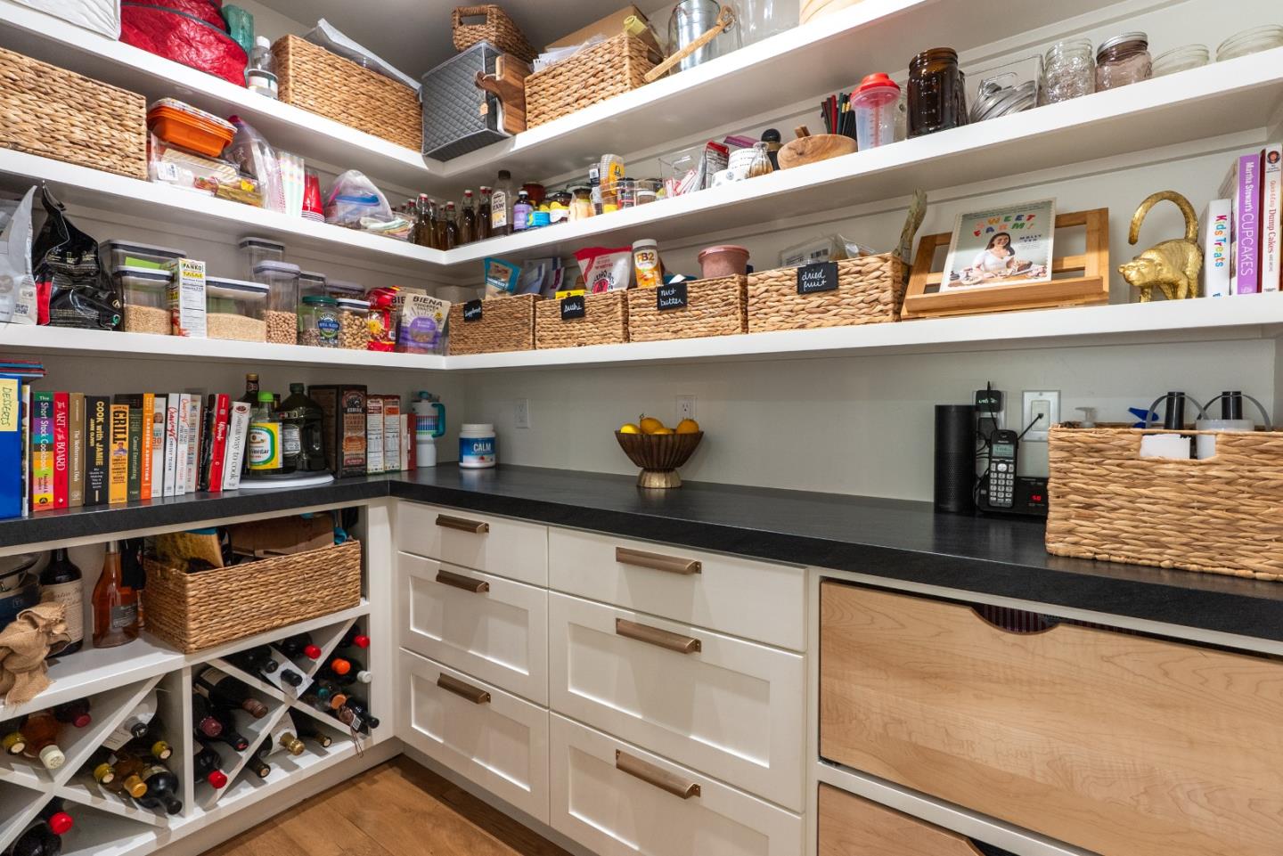 Detail Gallery Image 33 of 64 For 1935 Caterina Way, Royal Oaks,  CA 95076 - 3 Beds | 2/1 Baths