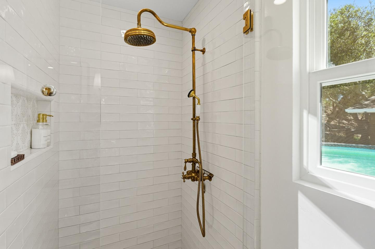 Detail Gallery Image 44 of 64 For 1935 Caterina Way, Royal Oaks,  CA 95076 - 3 Beds | 2/1 Baths