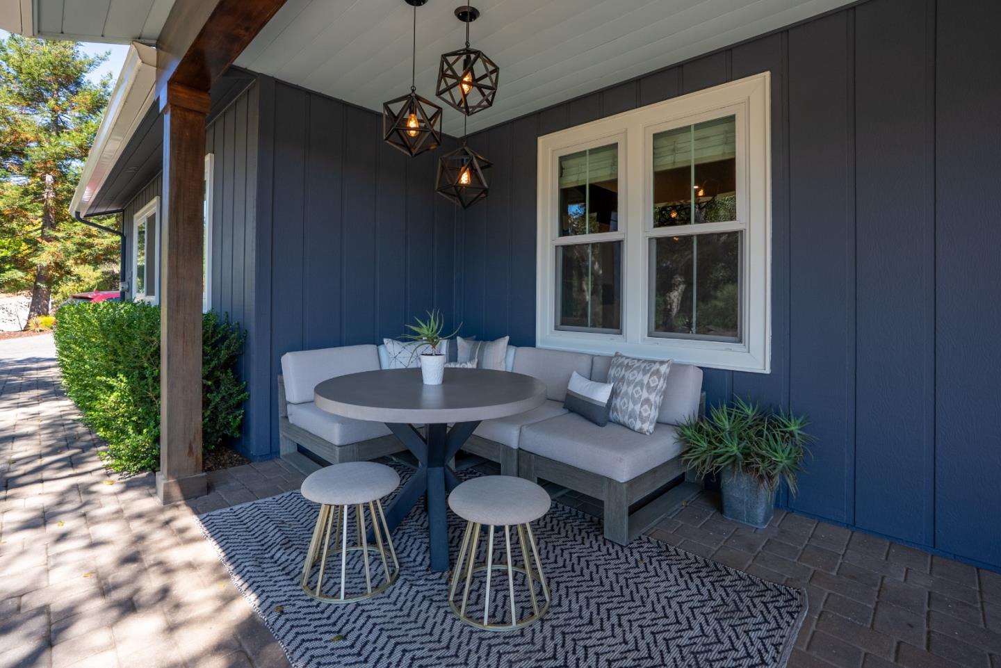 Detail Gallery Image 7 of 64 For 1935 Caterina Way, Royal Oaks,  CA 95076 - 3 Beds | 2/1 Baths