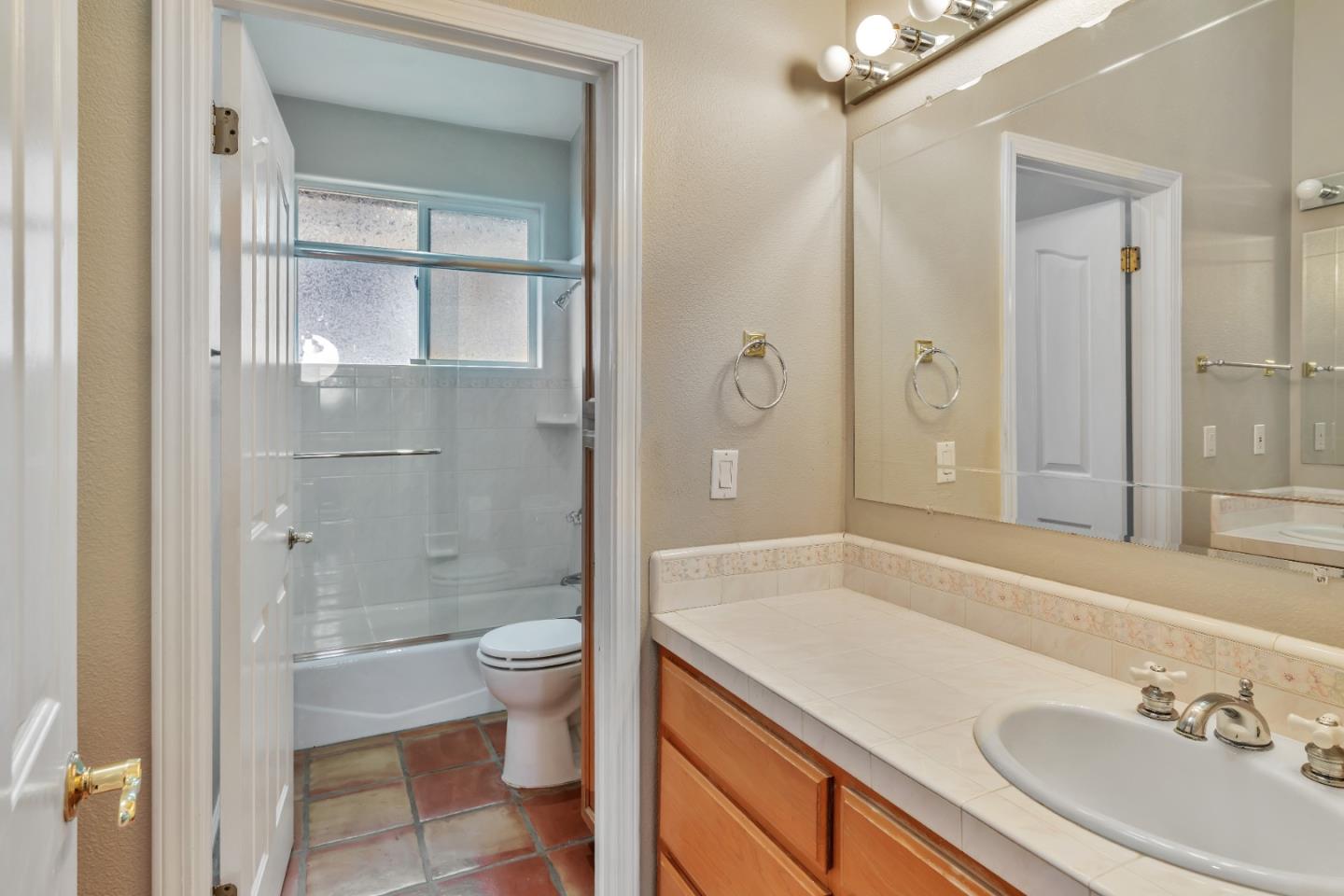 Detail Gallery Image 47 of 104 For 96 Caryl Ct, Hollister,  CA 95023 - 4 Beds | 3 Baths