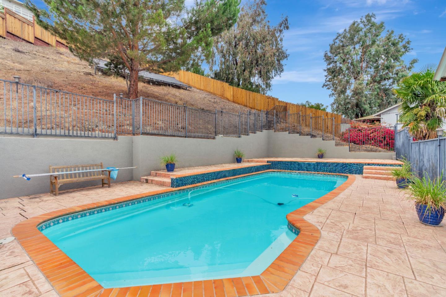 Detail Gallery Image 64 of 104 For 96 Caryl Ct, Hollister,  CA 95023 - 4 Beds | 3 Baths