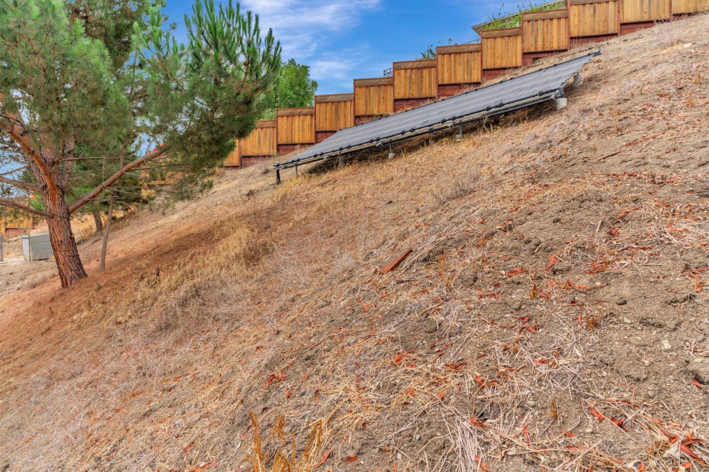 Detail Gallery Image 75 of 104 For 96 Caryl Ct, Hollister,  CA 95023 - 4 Beds | 3 Baths