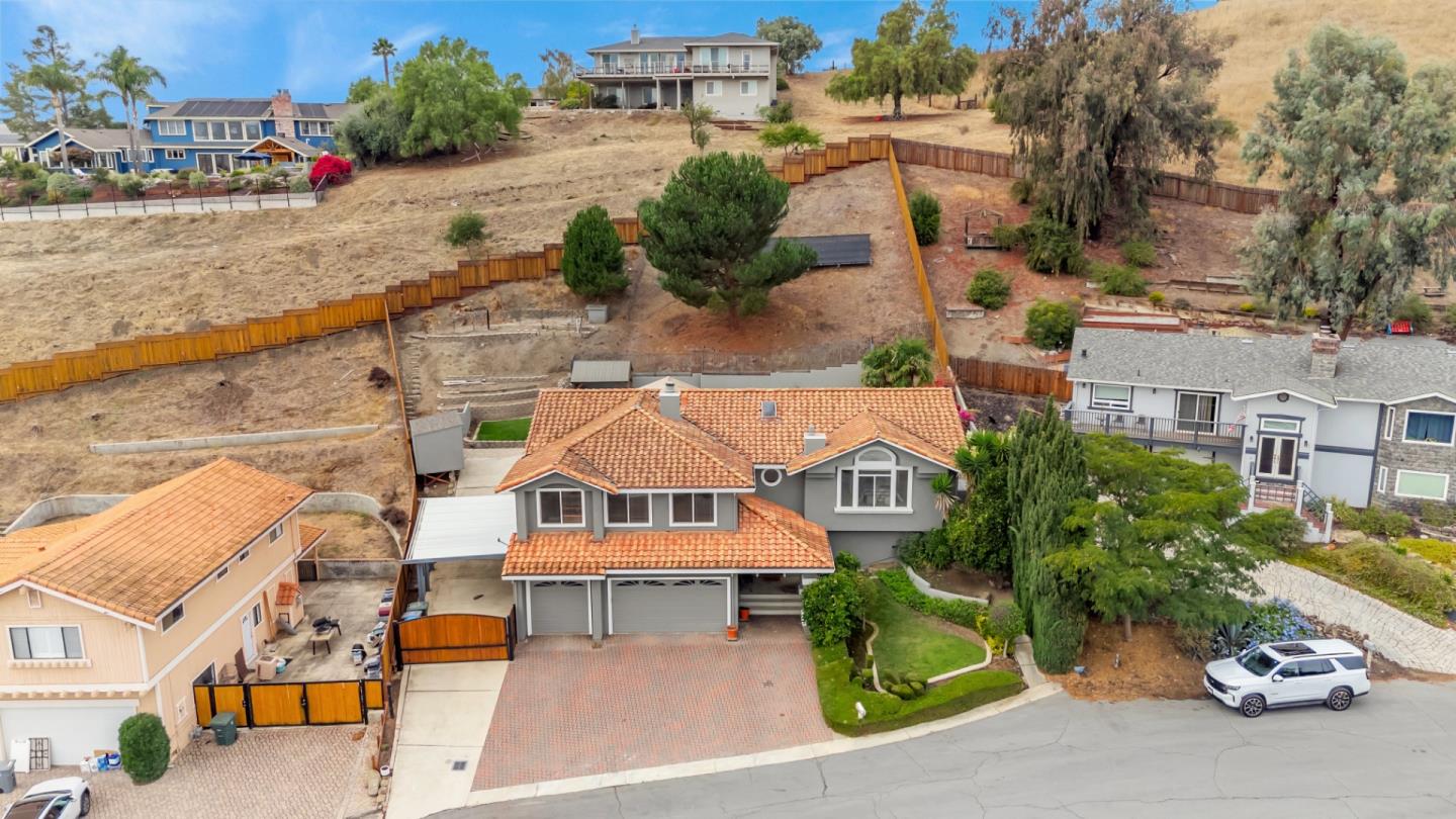 Detail Gallery Image 82 of 104 For 96 Caryl Ct, Hollister,  CA 95023 - 4 Beds | 3 Baths