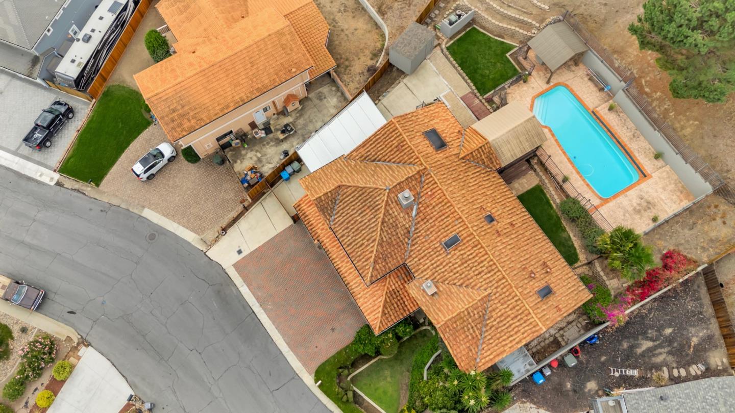 Detail Gallery Image 89 of 104 For 96 Caryl Ct, Hollister,  CA 95023 - 4 Beds | 3 Baths