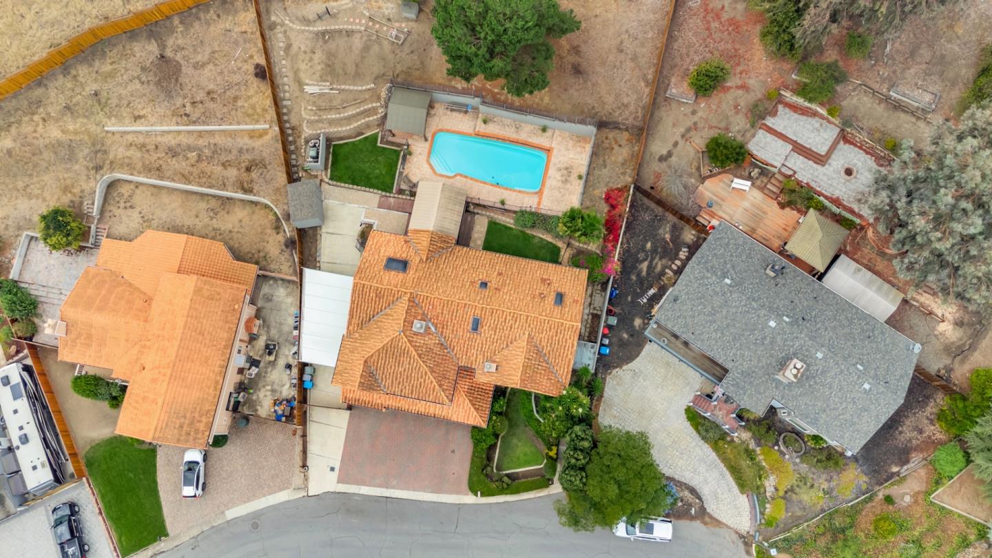 Detail Gallery Image 90 of 104 For 96 Caryl Ct, Hollister,  CA 95023 - 4 Beds | 3 Baths