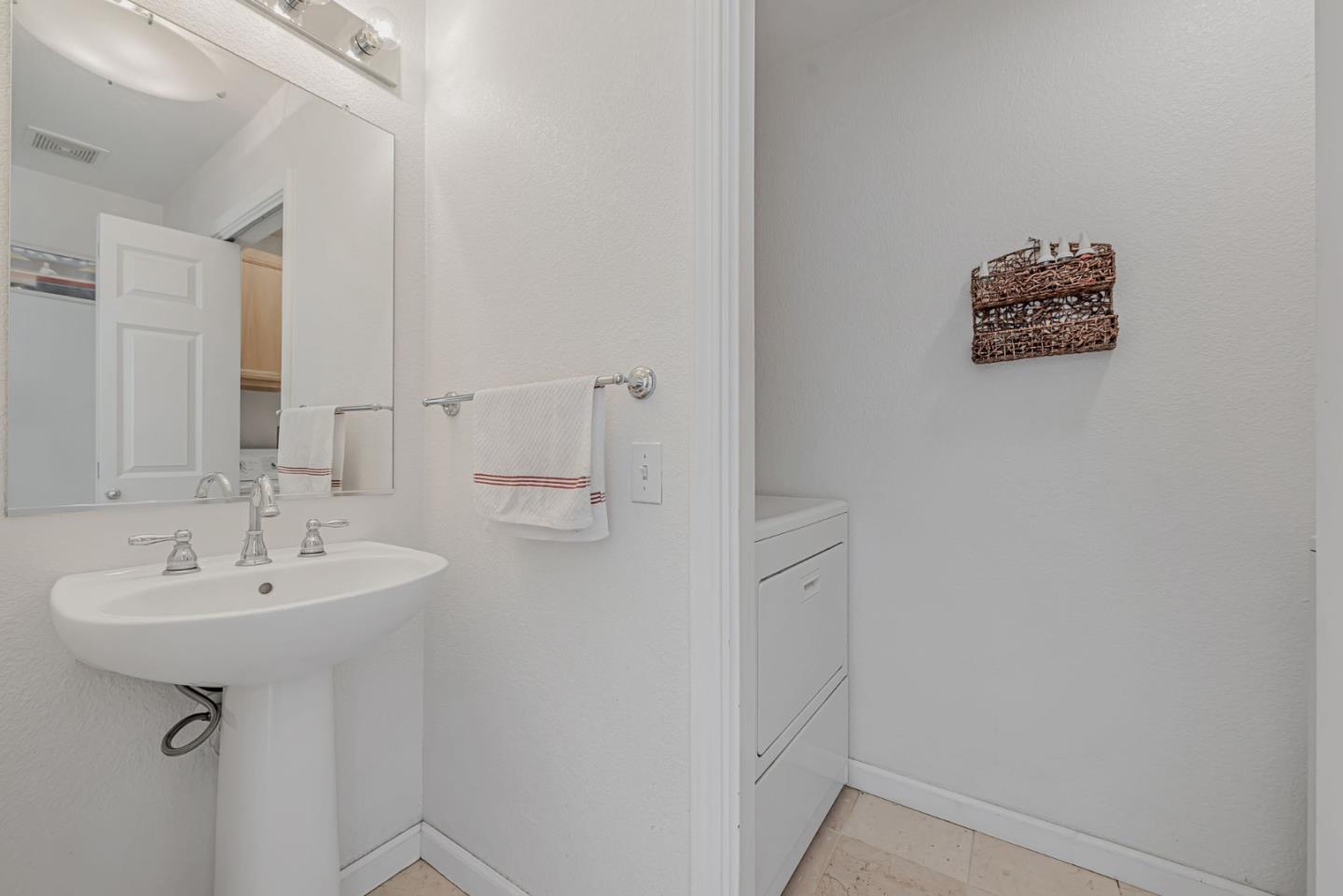 Detail Gallery Image 10 of 35 For 400 N 1st St #303,  San Jose,  CA 95112 - 1 Beds | 1/1 Baths