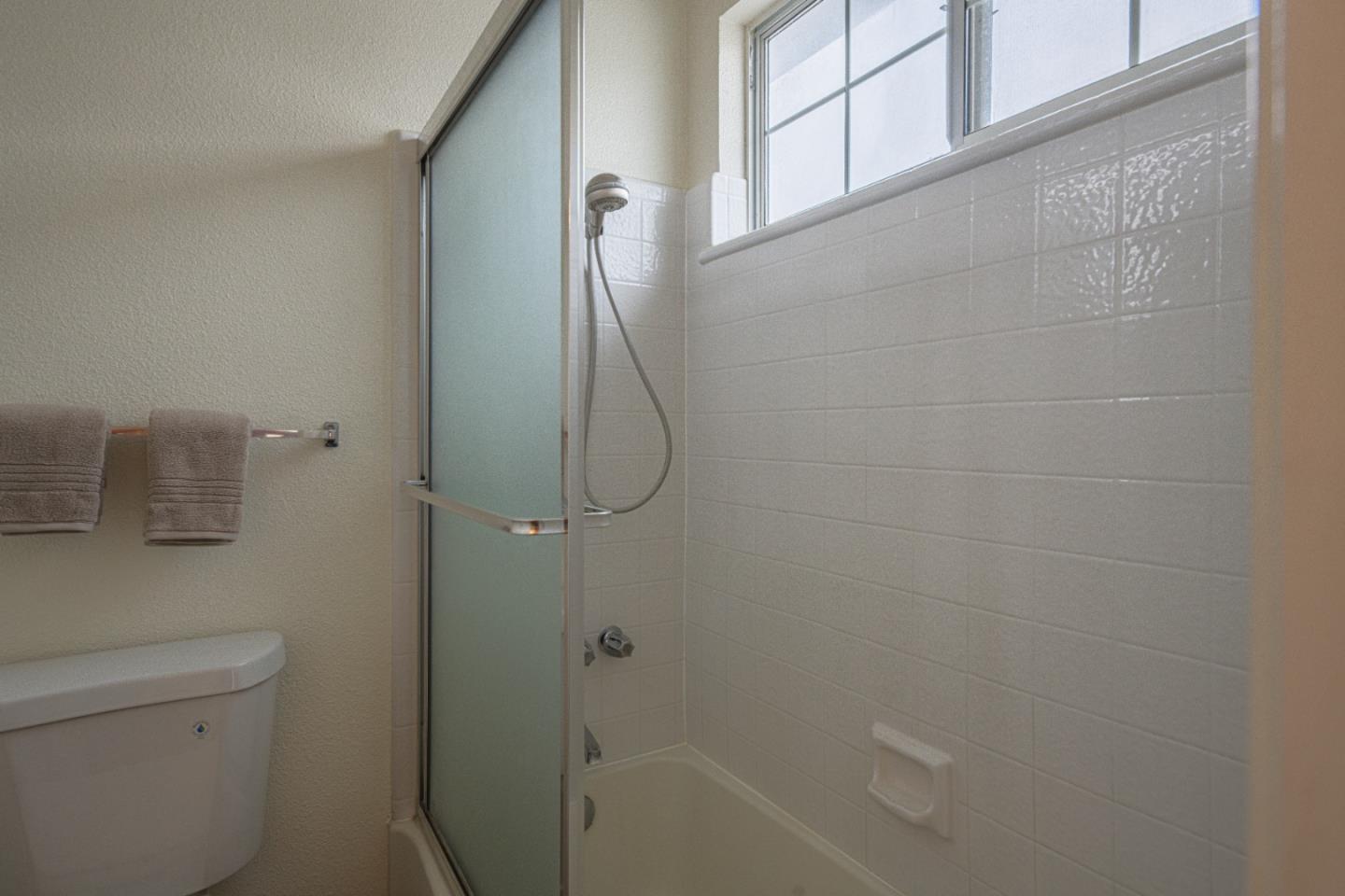 Detail Gallery Image 28 of 38 For 1920 Constitution Blvd #36,  Salinas,  CA 93905 - 2 Beds | 2/1 Baths
