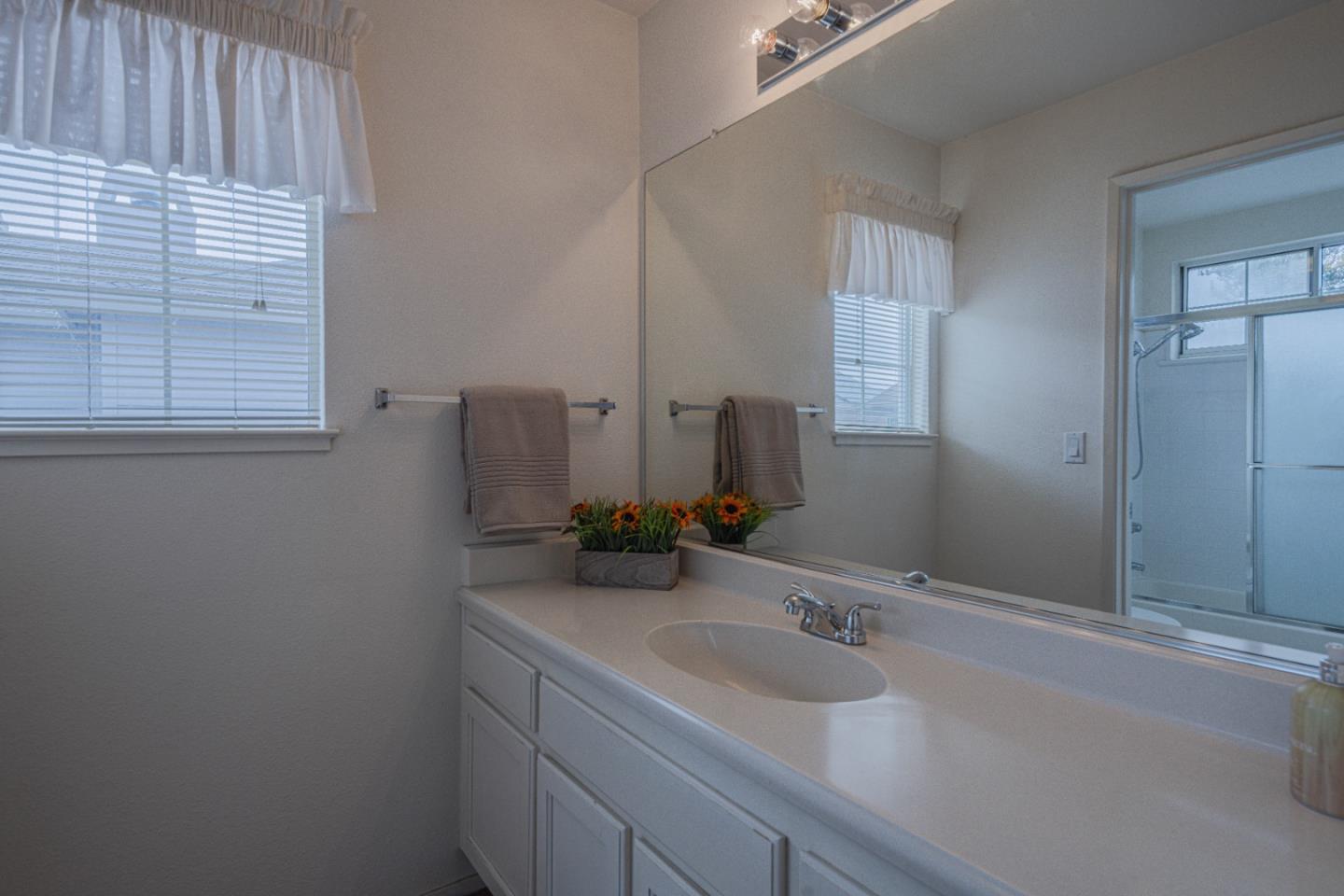 Detail Gallery Image 32 of 38 For 1920 Constitution Blvd #36,  Salinas,  CA 93905 - 2 Beds | 2/1 Baths
