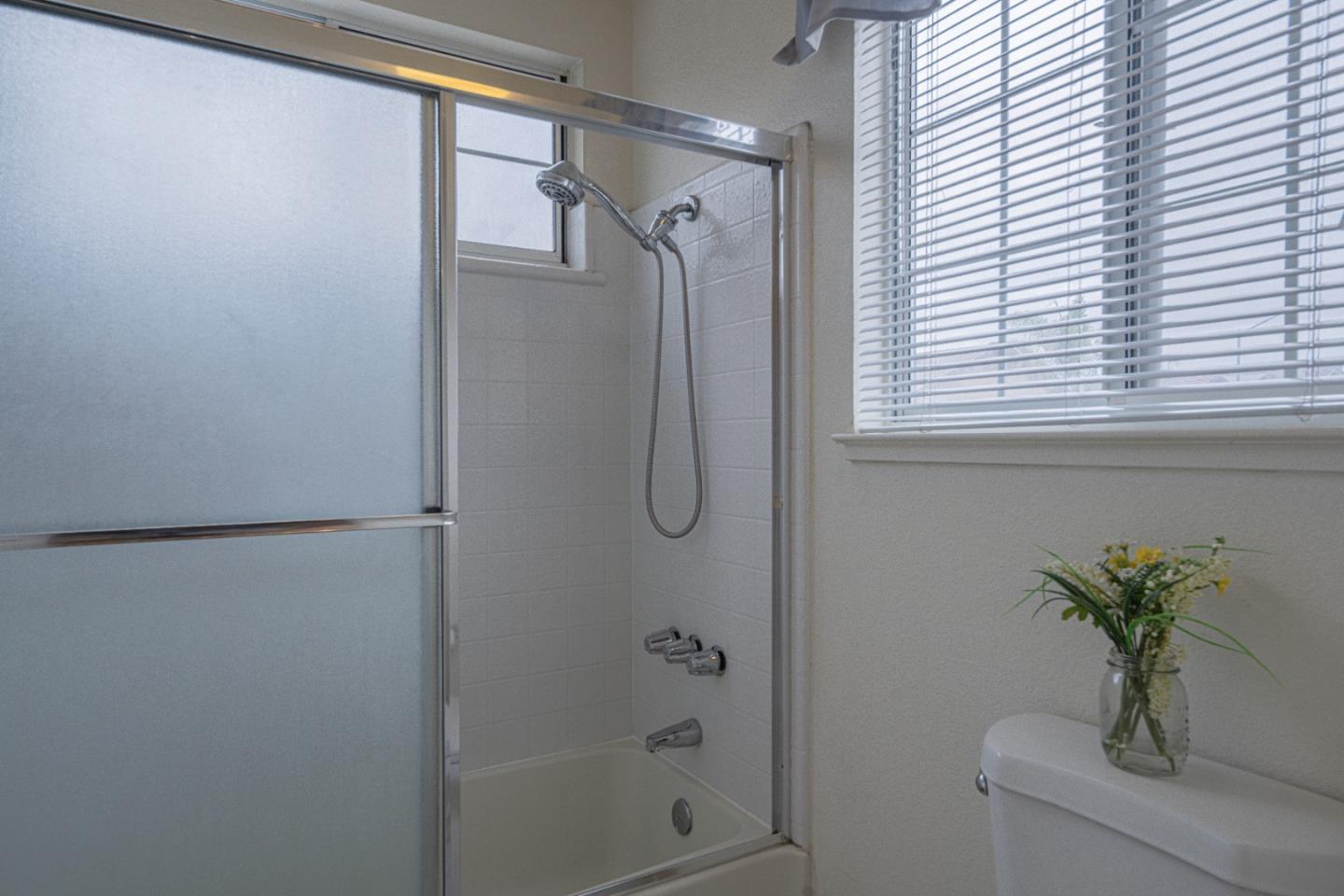 Detail Gallery Image 33 of 38 For 1920 Constitution Blvd #36,  Salinas,  CA 93905 - 2 Beds | 2/1 Baths