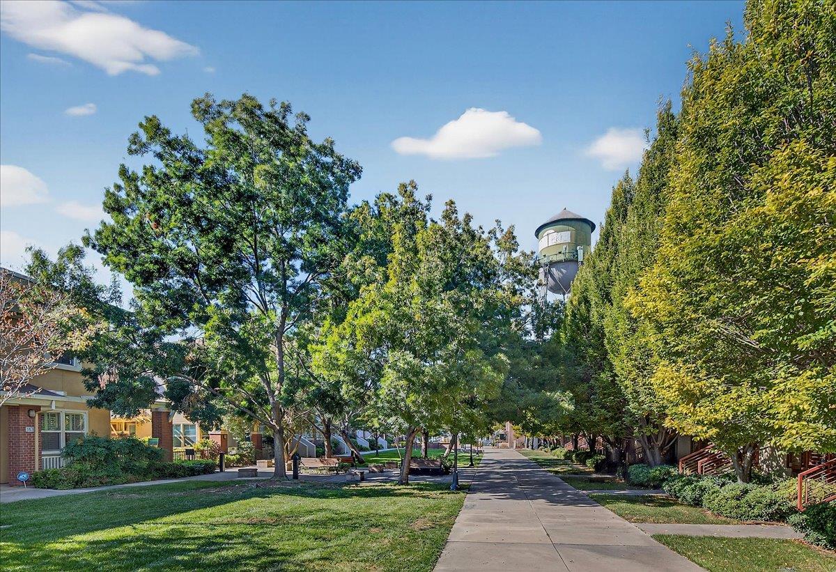 Detail Gallery Image 16 of 19 For 580 Manzana Pl, San Jose,  CA 95112 - 1 Beds | 2 Baths
