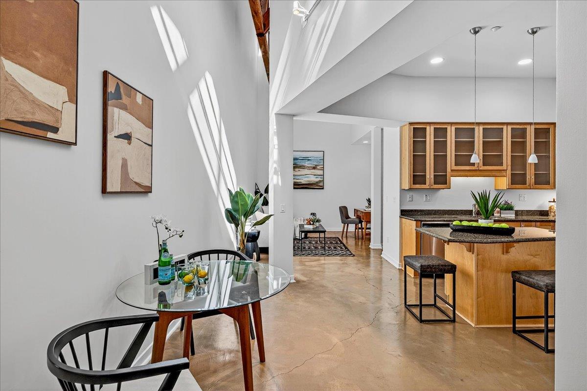 Detail Gallery Image 6 of 19 For 580 Manzana Pl, San Jose,  CA 95112 - 1 Beds | 2 Baths