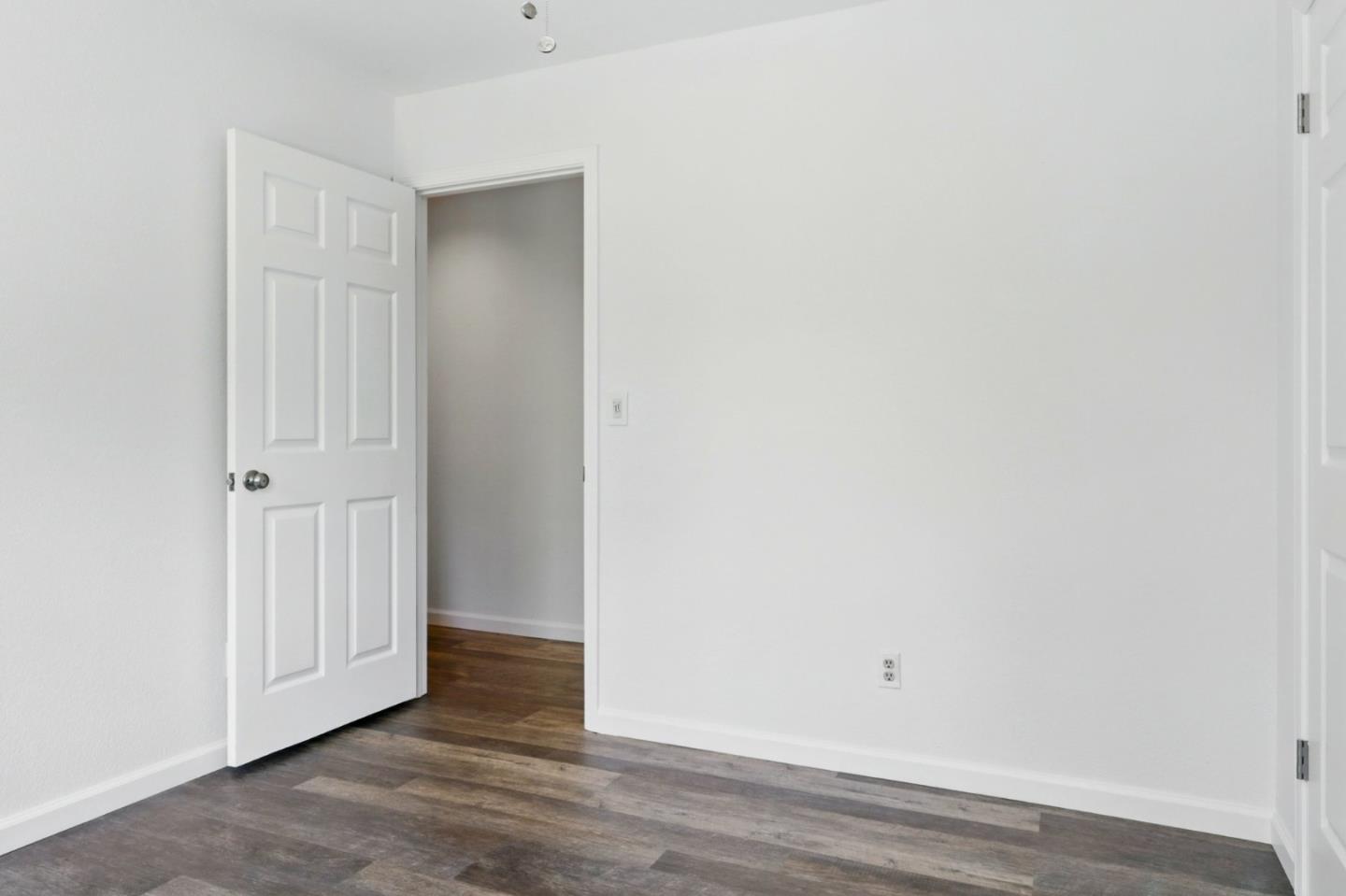 Detail Gallery Image 65 of 79 For 20 Grainger Ln, Santa Cruz,  CA 95060 - 4 Beds | 3 Baths