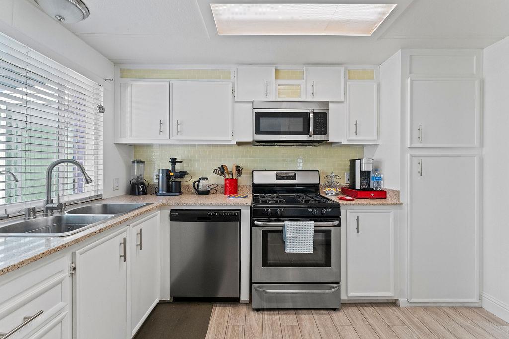 Detail Gallery Image 11 of 28 For 255 Mountain Springs Dr #255,  San Jose,  CA 95131 - 3 Beds | 2 Baths