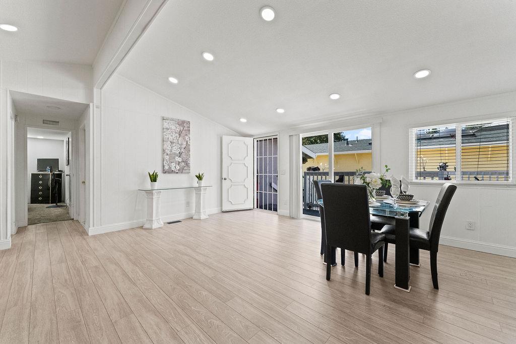 Detail Gallery Image 15 of 28 For 255 Mountain Springs Dr #255,  San Jose,  CA 95131 - 3 Beds | 2 Baths