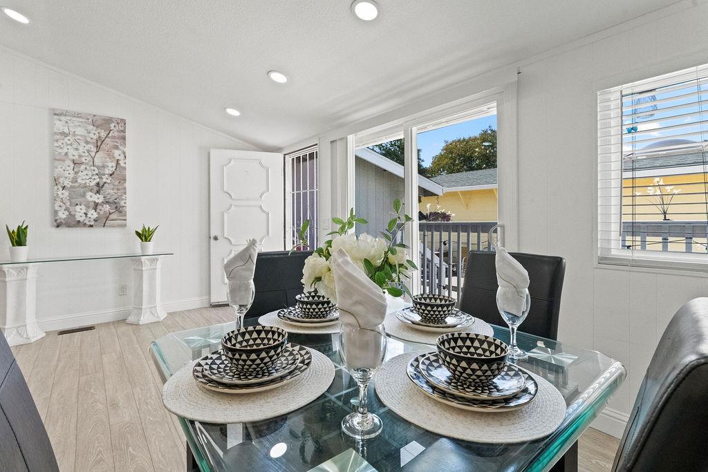 Detail Gallery Image 19 of 28 For 255 Mountain Springs Dr #255,  San Jose,  CA 95131 - 3 Beds | 2 Baths