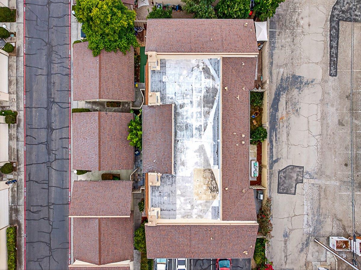 Detail Gallery Image 34 of 39 For 3127 Loma Verde Dr #21,  San Jose,  CA 95117 - 2 Beds | 2/1 Baths