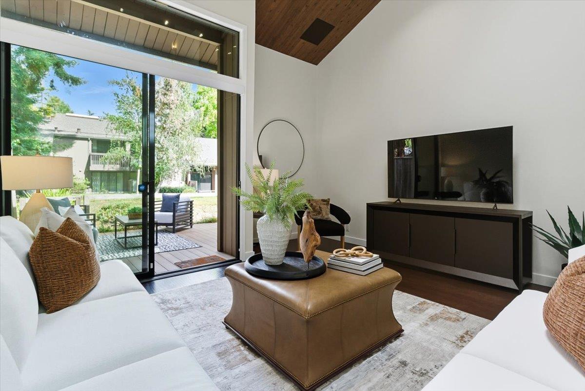 Detail Gallery Image 18 of 49 For 219 Horizon Ave, Mountain View,  CA 94043 - 3 Beds | 2 Baths