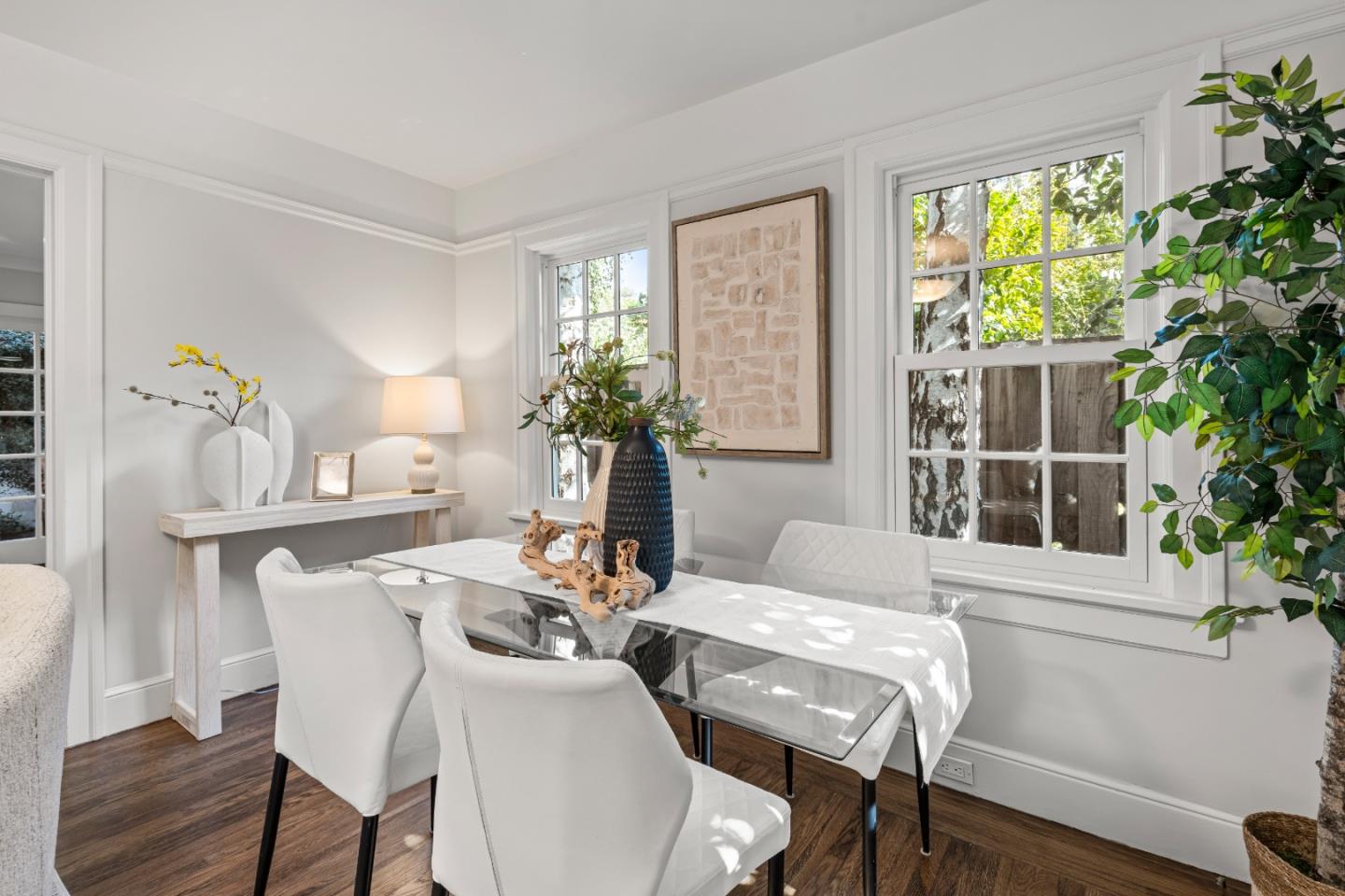 Detail Gallery Image 12 of 47 For 678 Hawthorne Ave, Palo Alto,  CA 94301 - 3 Beds | 2 Baths