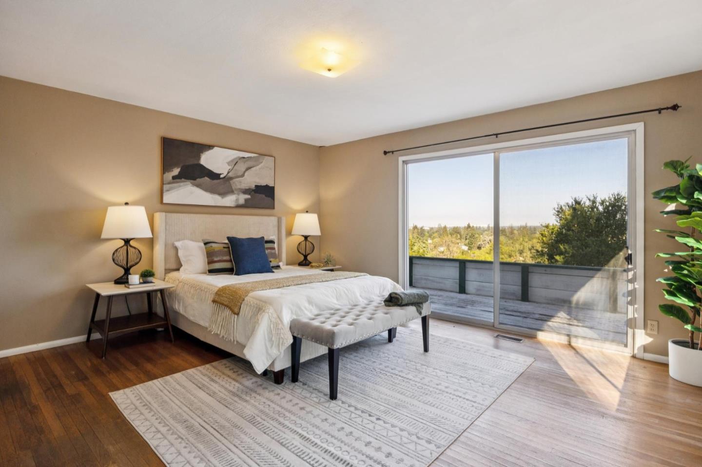 Detail Gallery Image 23 of 26 For 14423 Miranda Ct, Los Altos Hills,  CA 94022 - 3 Beds | 2/1 Baths