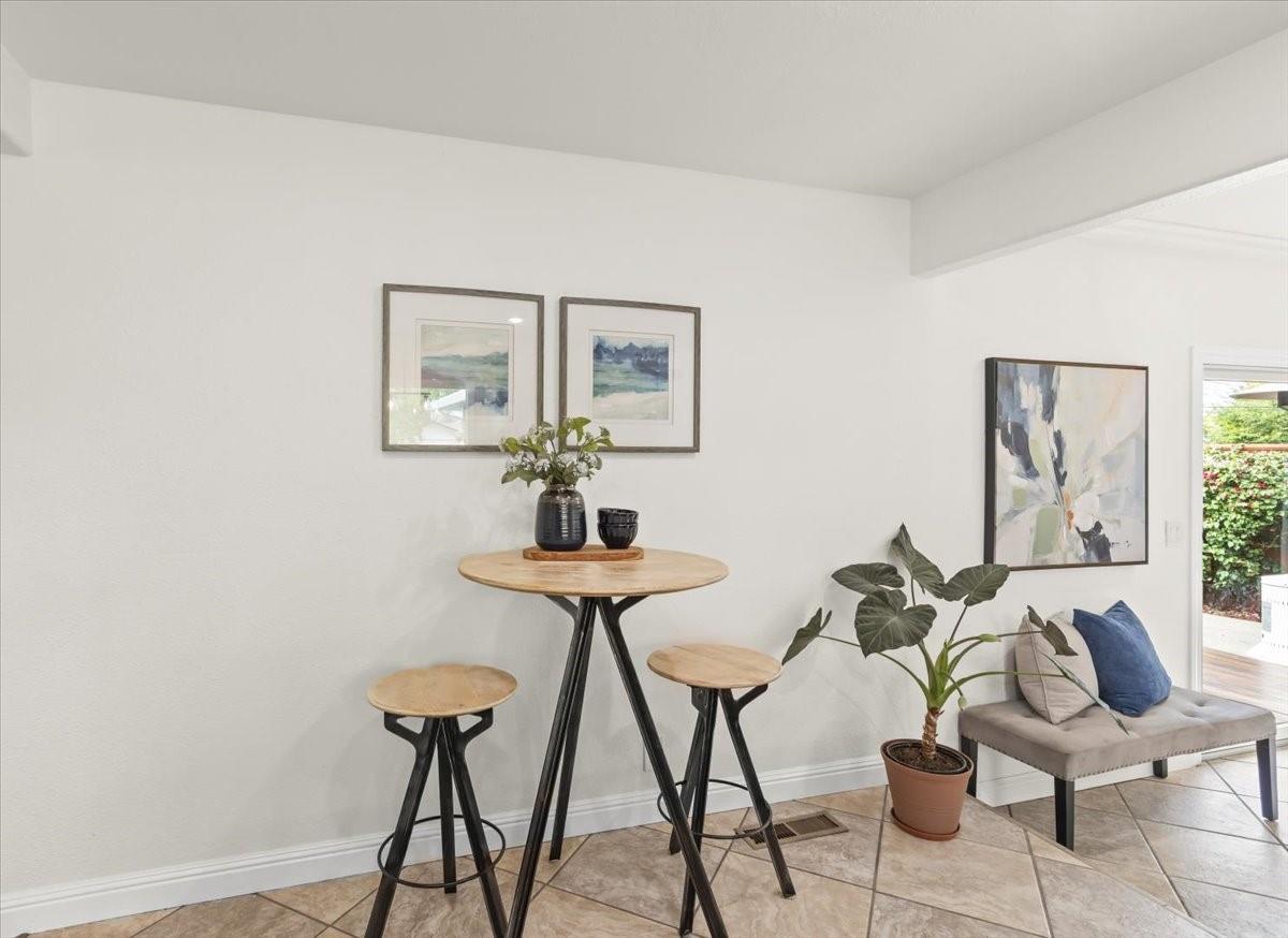 Detail Gallery Image 16 of 55 For 5545 Laura Dr, San Jose,  CA 95124 - 3 Beds | 2 Baths