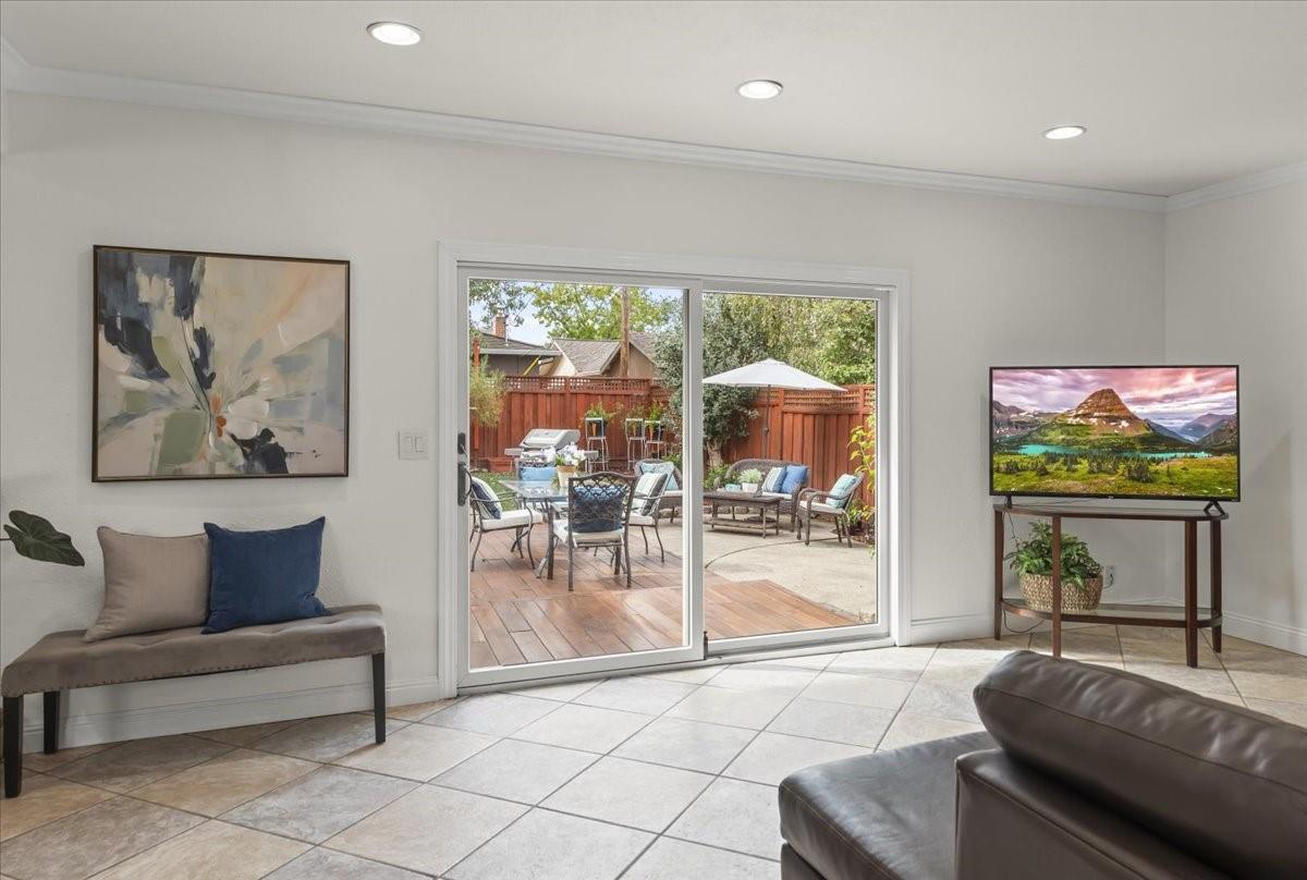 Detail Gallery Image 22 of 55 For 5545 Laura Dr, San Jose,  CA 95124 - 3 Beds | 2 Baths