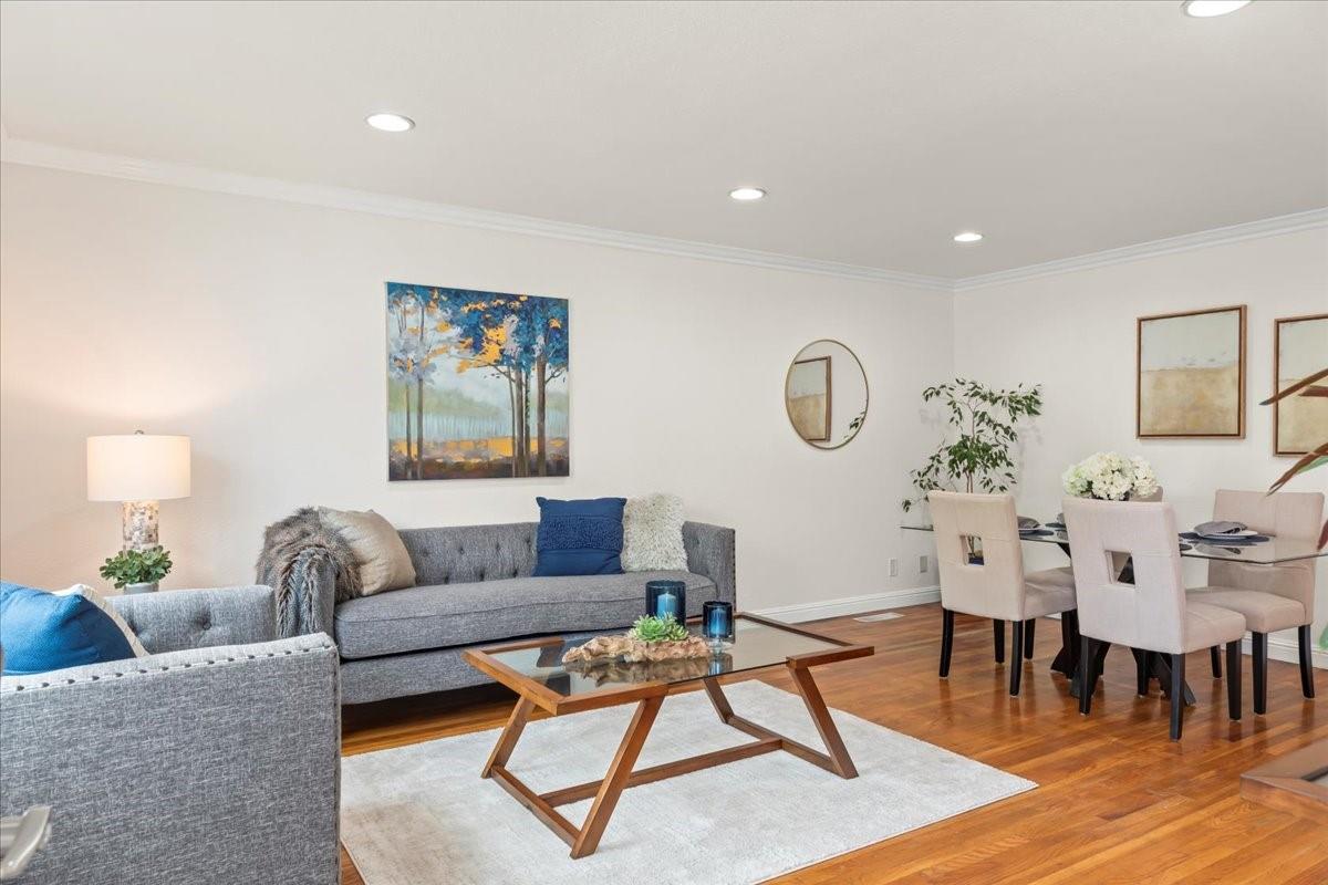 Detail Gallery Image 4 of 55 For 5545 Laura Dr, San Jose,  CA 95124 - 3 Beds | 2 Baths