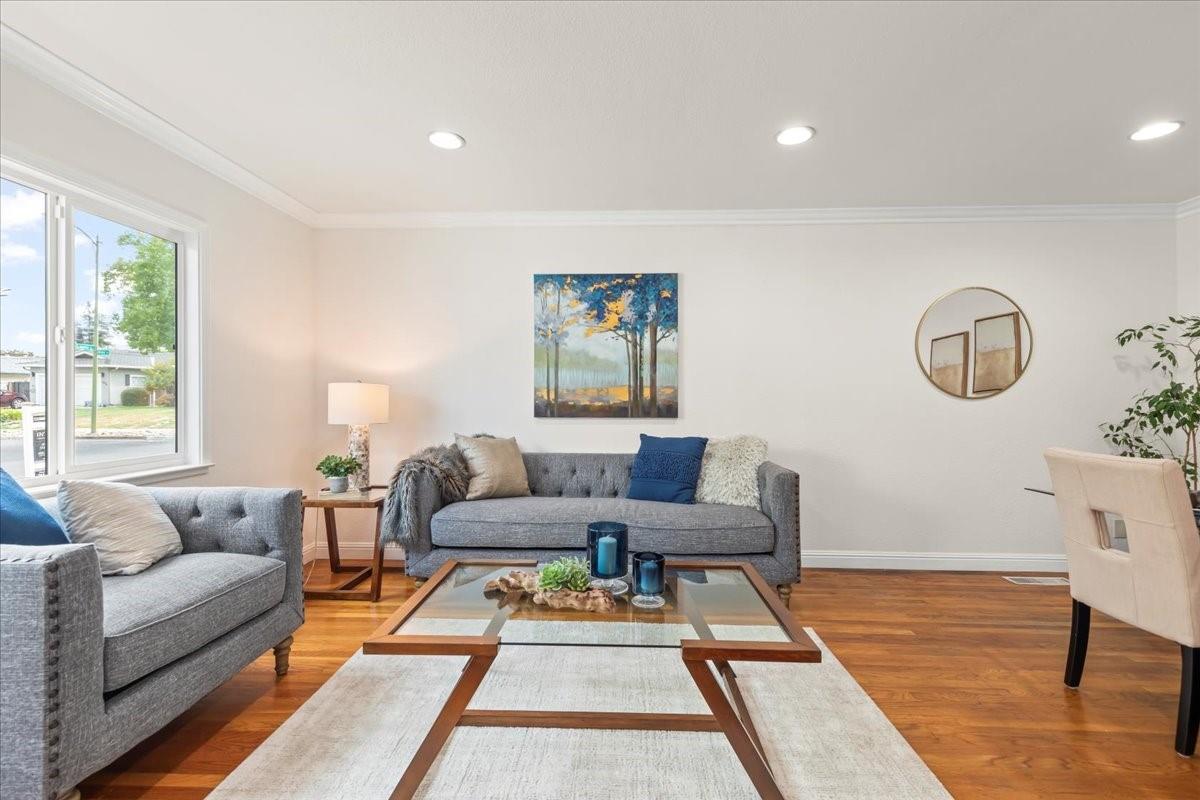 Detail Gallery Image 6 of 55 For 5545 Laura Dr, San Jose,  CA 95124 - 3 Beds | 2 Baths