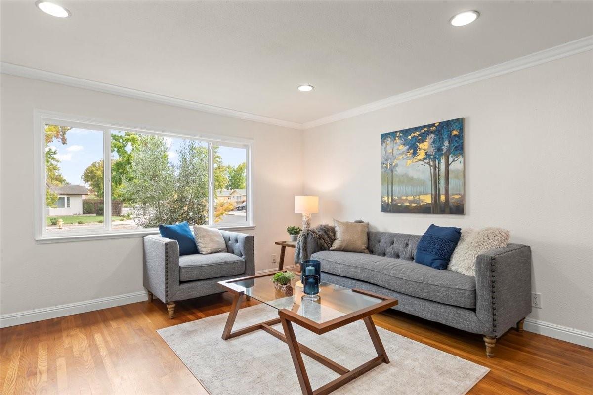 Detail Gallery Image 7 of 55 For 5545 Laura Dr, San Jose,  CA 95124 - 3 Beds | 2 Baths