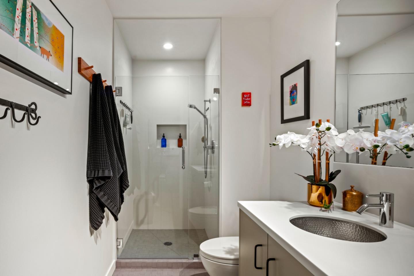 Detail Gallery Image 20 of 32 For 1103 Heather Ln, Pacific Grove,  CA 93950 - 3 Beds | 2/1 Baths